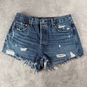 Levi’s Premium 501 Medium Wash Cut Off Distressed Shorts Women's 29